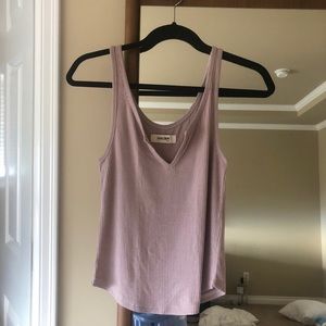 ARITZIA TANK TOP